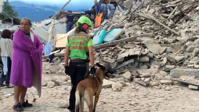 Earthquake leaves at least six dead in central Italy